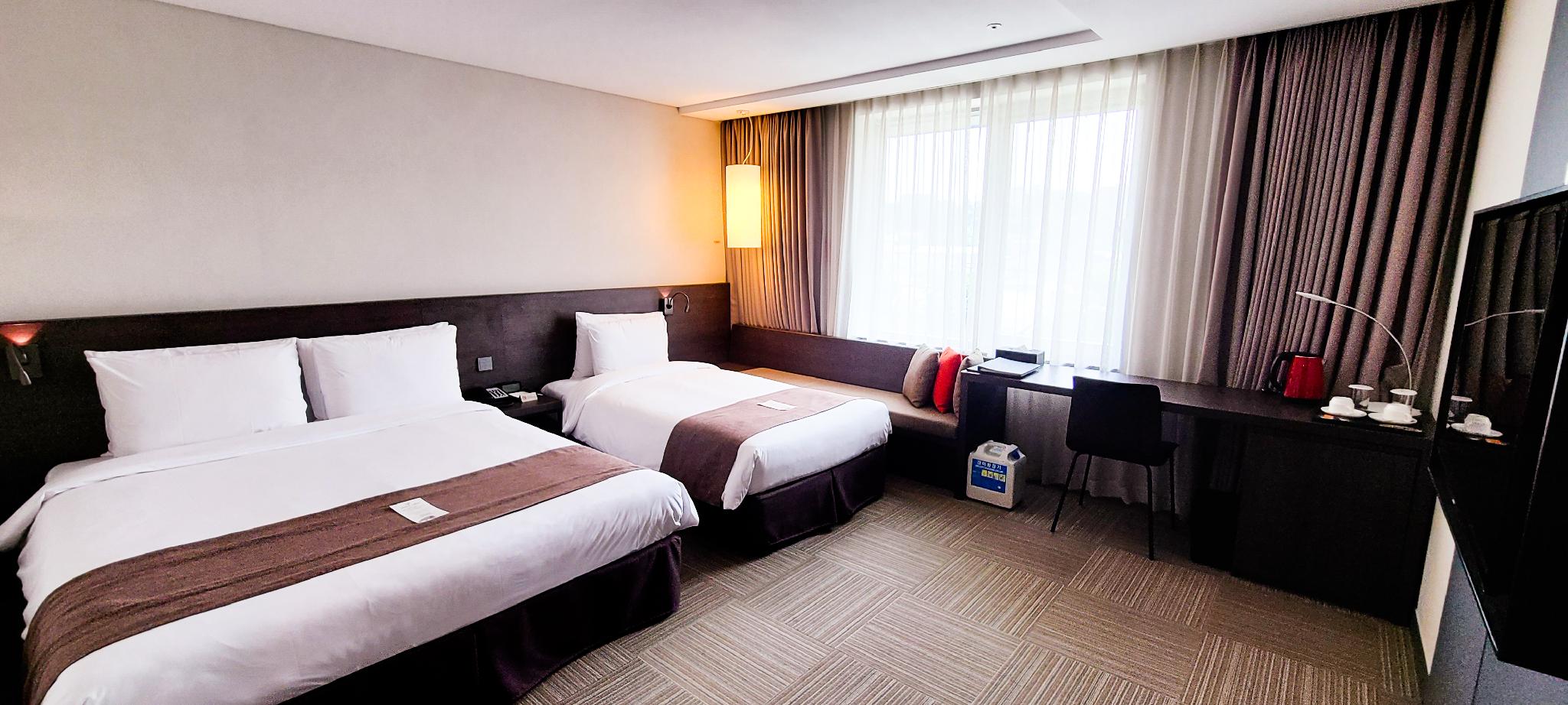 푸르미르 호텔 (Hotel PRUMIR)