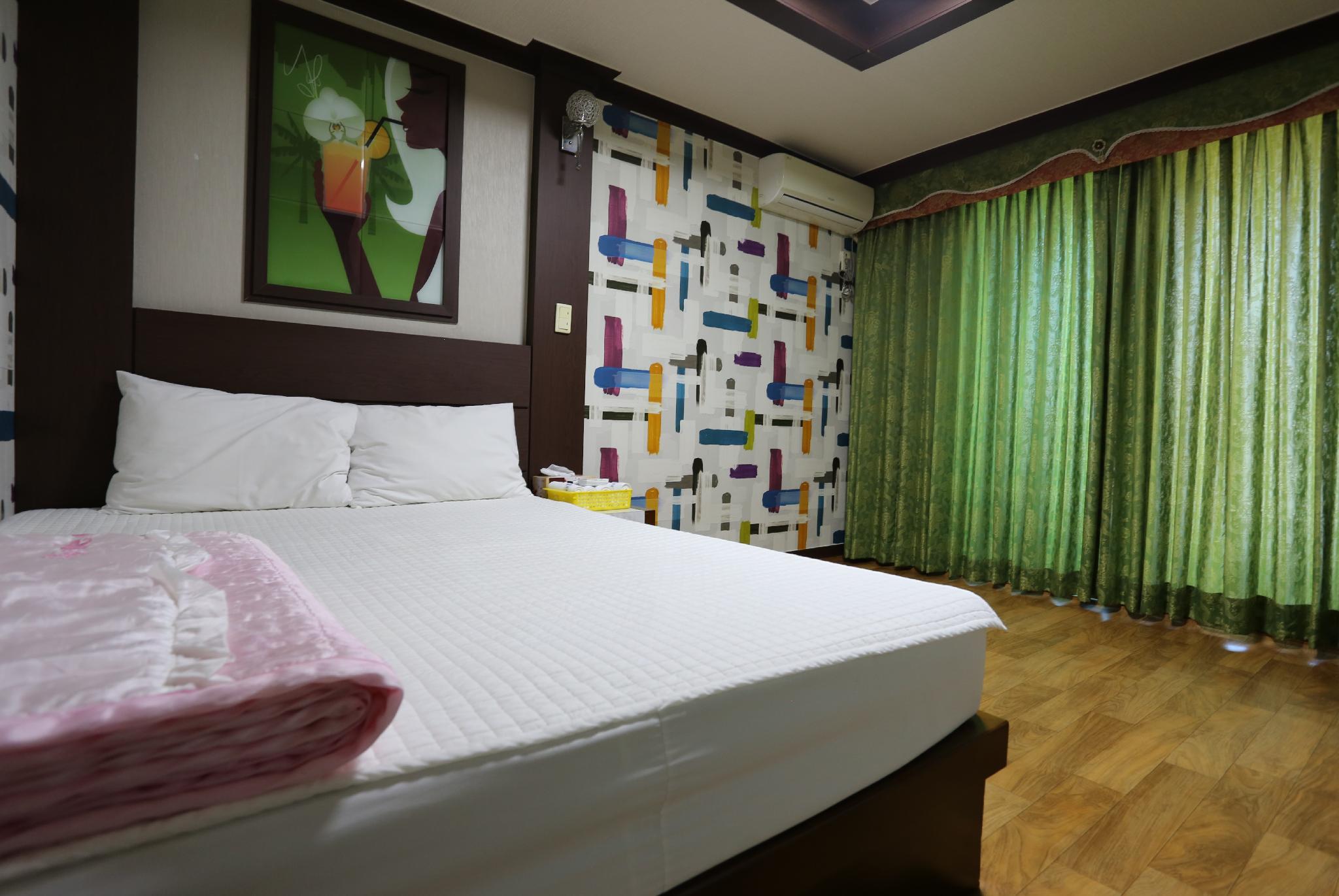 양양 낙산 바닷가콘도텔 (Yangyang Naksan Beach Condotel)