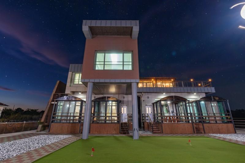 대부도 썬온비펜션 (Daebudo Sunset On the Beach Pension)