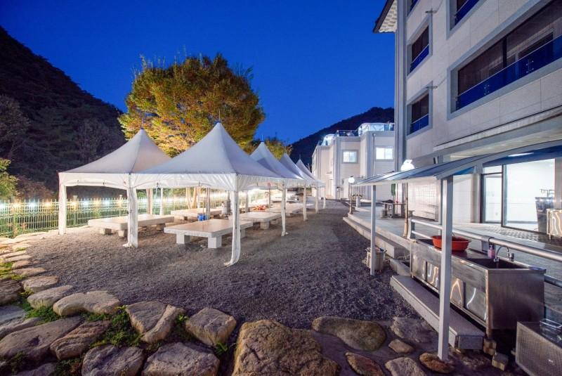괴산 노적봉리조트 (Goesan Nojeokbong Resort)