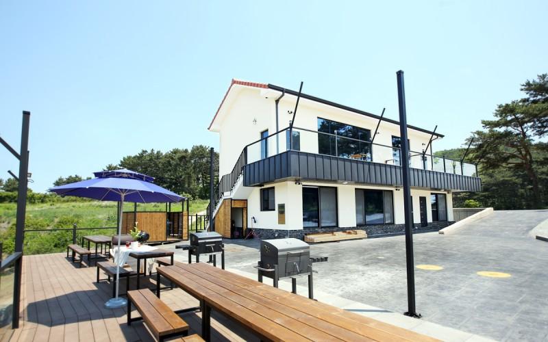 서산 웅도하우스펜션 (Seosan Woongdo House Pension)