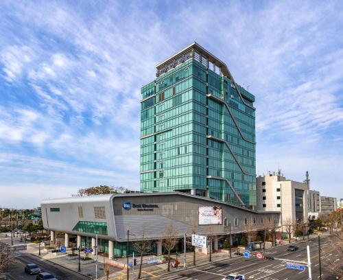 하버 파크 호텔 (Harbor Park Hotel)