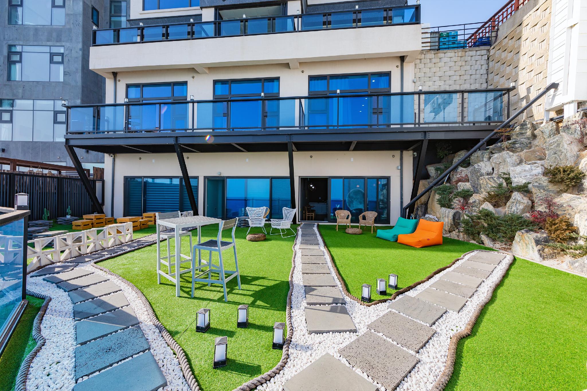 삼척 라온스파 펜션 (Samcheok Laon Spa Pension)
