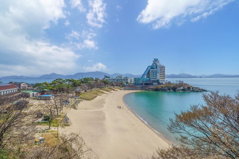 부안 모항크리스탈펜션 (Buan Mohang Crystal Pension)