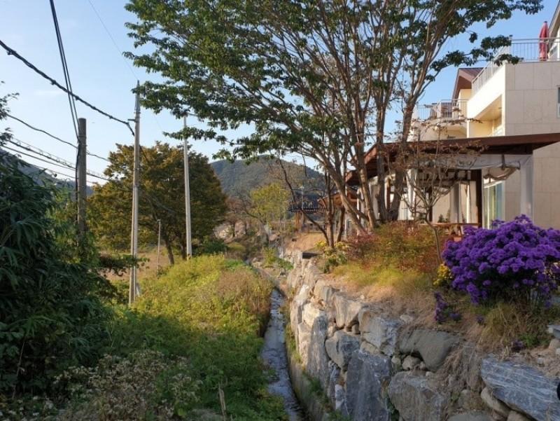 공주 신계룡산갑사펜션 (Gongju Singyeryong Sangapsa Pension)