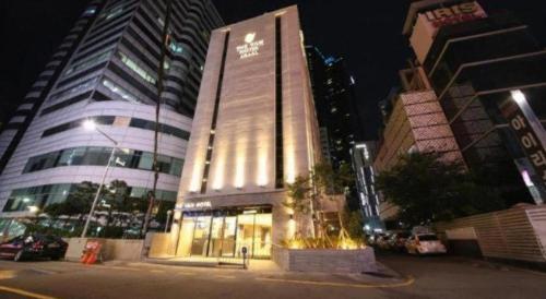 춘천 어베인 호텔 (Chuncheon Urbane Hotel)