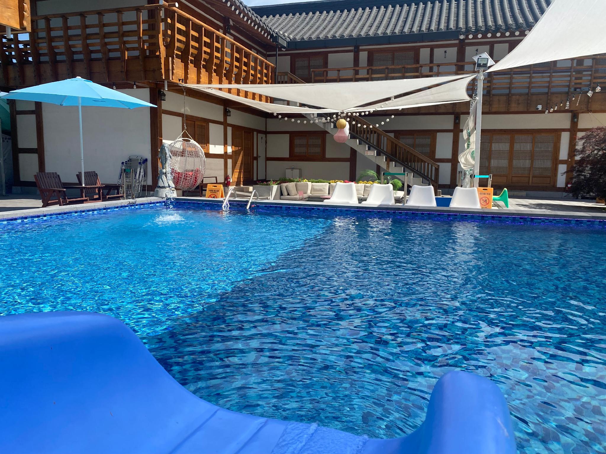 경주엔한옥펜션 (Gyeonju n hanok pension)