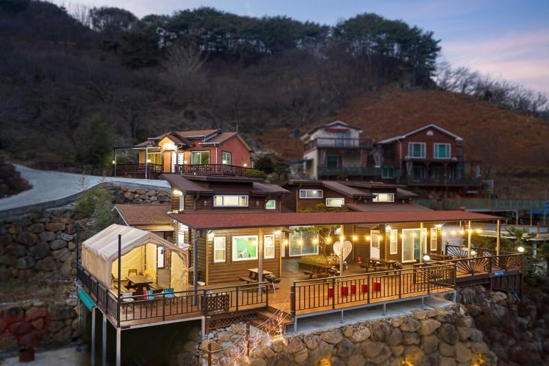 구례 지리산쉬리펜션 (Gurye Jirisan Shiri Pension)