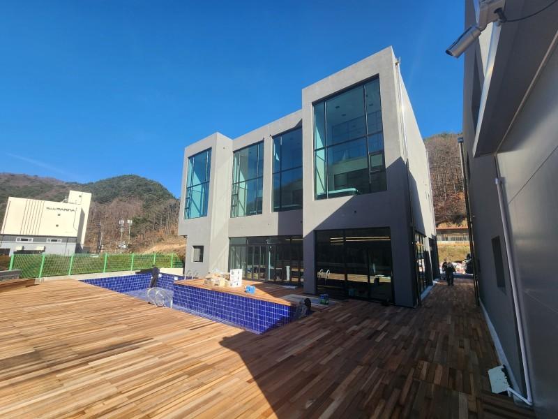 무주 마리나&스위트풀빌라스파펜션 (Muju Marina & Suite Pool Villa Spa Pension)