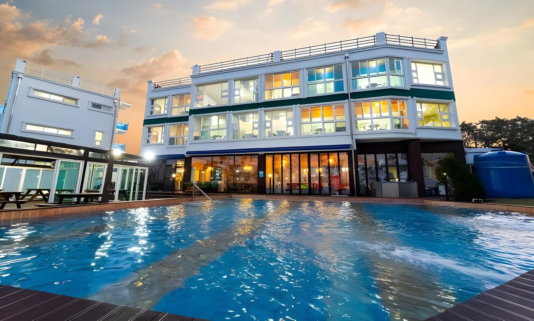 파인 웨이브 스파 펜션 (Pohang Pine Wave Spa Pension)