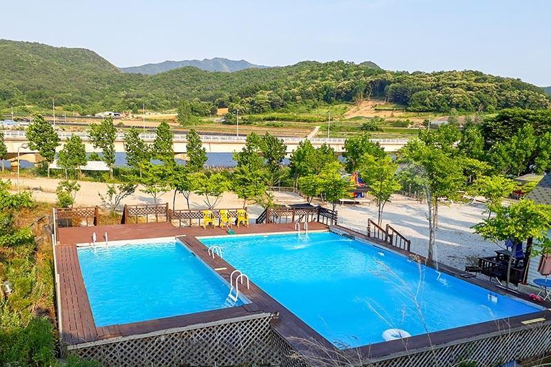 괴산 청천나들이펜션 (Goesan Cheongcheon Nadri Pension)