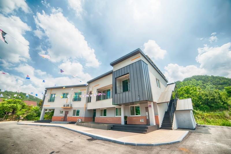 무주 늘품펜션 (Muju Neulpum Pension)