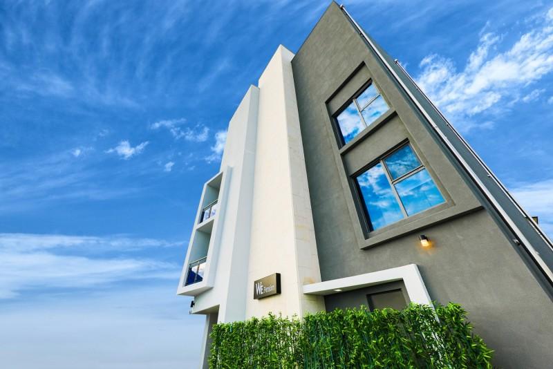 강릉 위펜션(안목 커피거리) (Gangneung We Pension (Anmok Coffee Street))