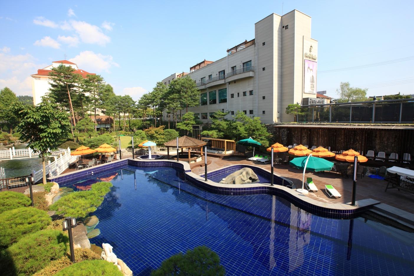 쉐르빌 온천 관광 호텔 (Chereville Spa Tourist Hotel)