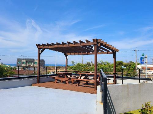 거기 벵듸 민박 (There Bengdui)