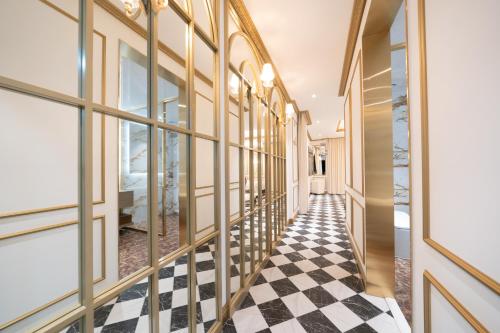 루아 프리미엄 무인호텔 (LUA PREMIUM Drive-In Hotel)