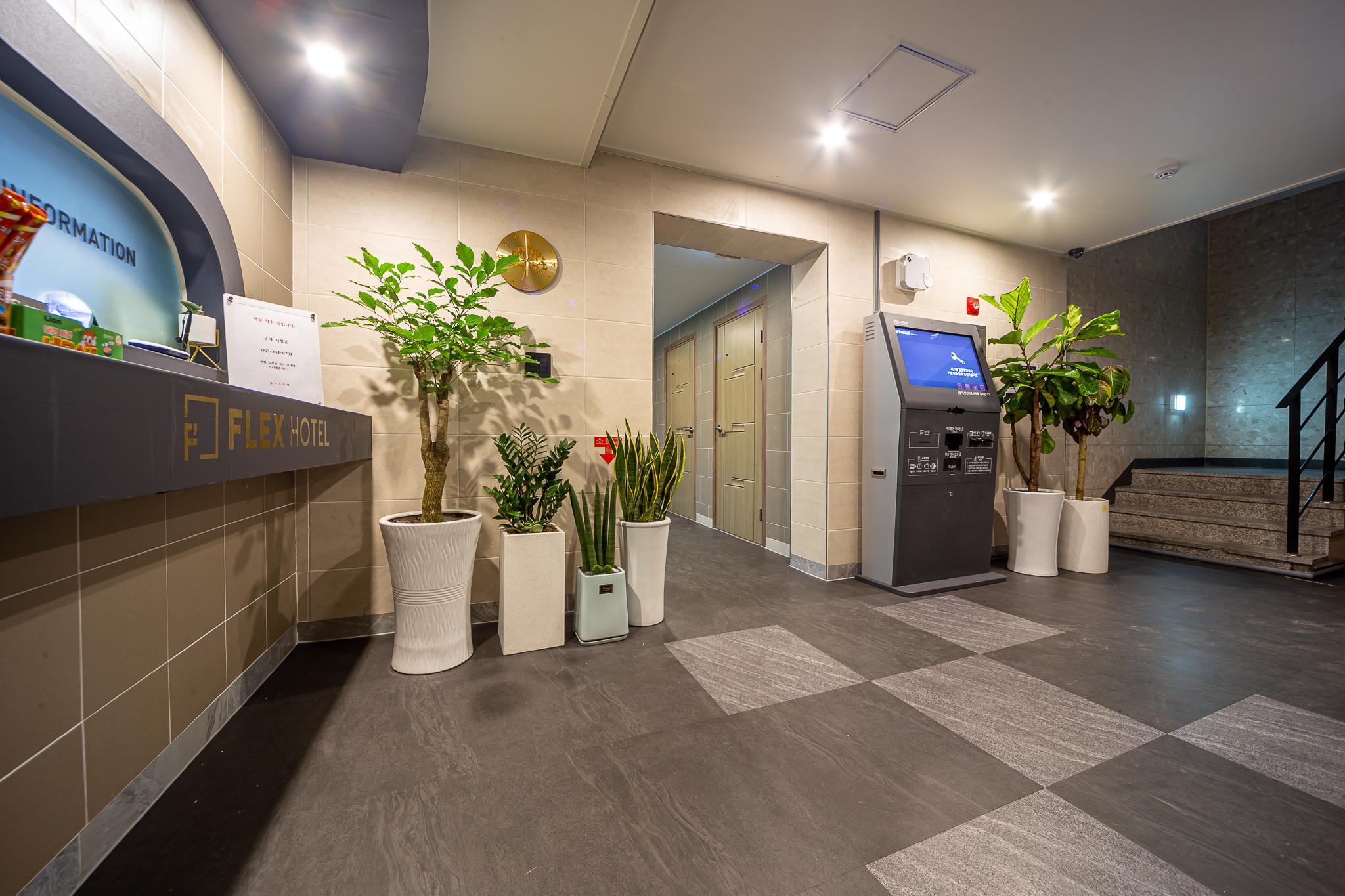 전주 산정동 플렉스호텔 (Jeonju Sanjeong-dong Flex Hotel)