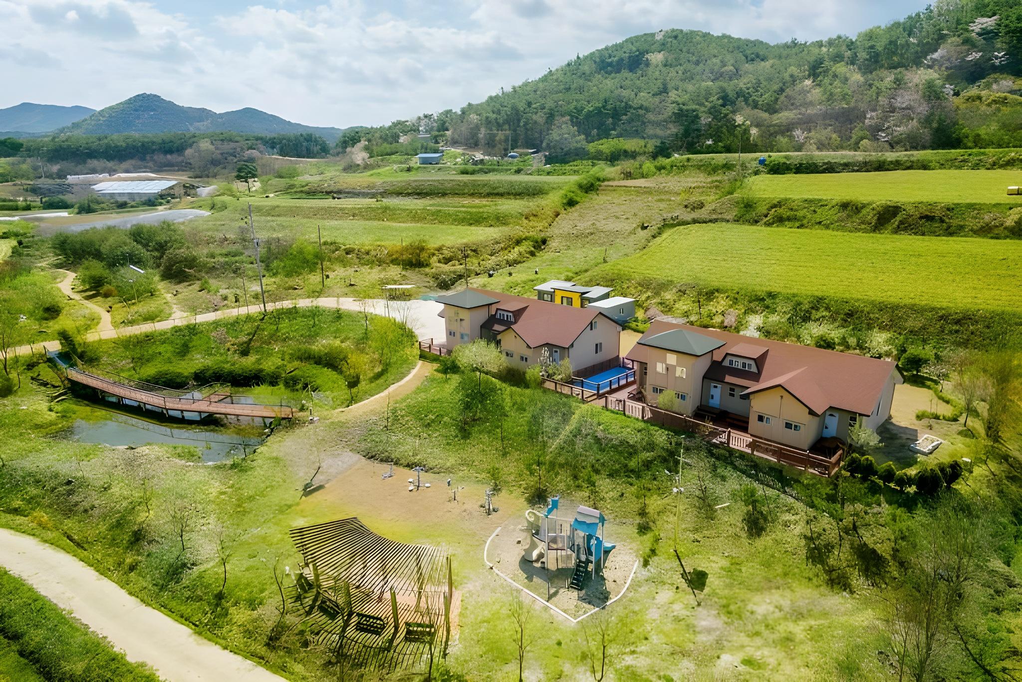 고창 선운산풍경펜션 (Gochang Sununsan Punggyeong Pension)