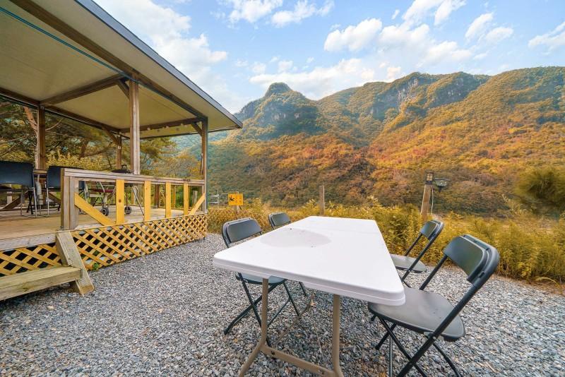 단양 파인카라반캠핑장 (Danyang Pine Caravan Camping)