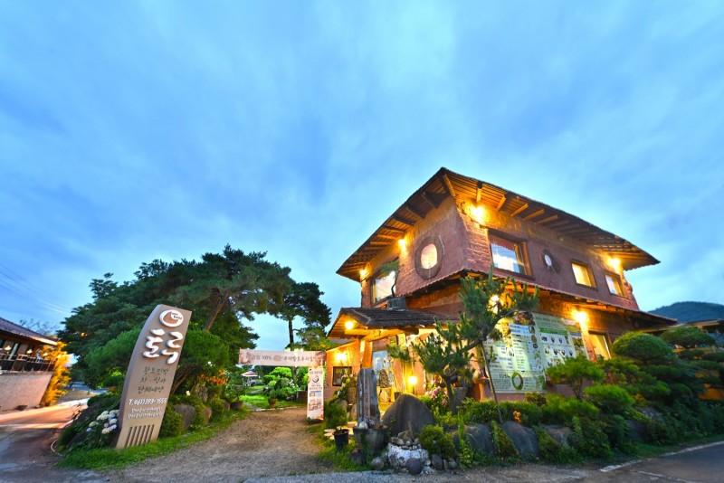 장성 토루펜션 (Jangseong Toru Pension)