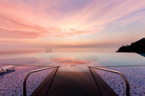 정동진 썬크루즈 (Sun Cruise Resort and Yacht)