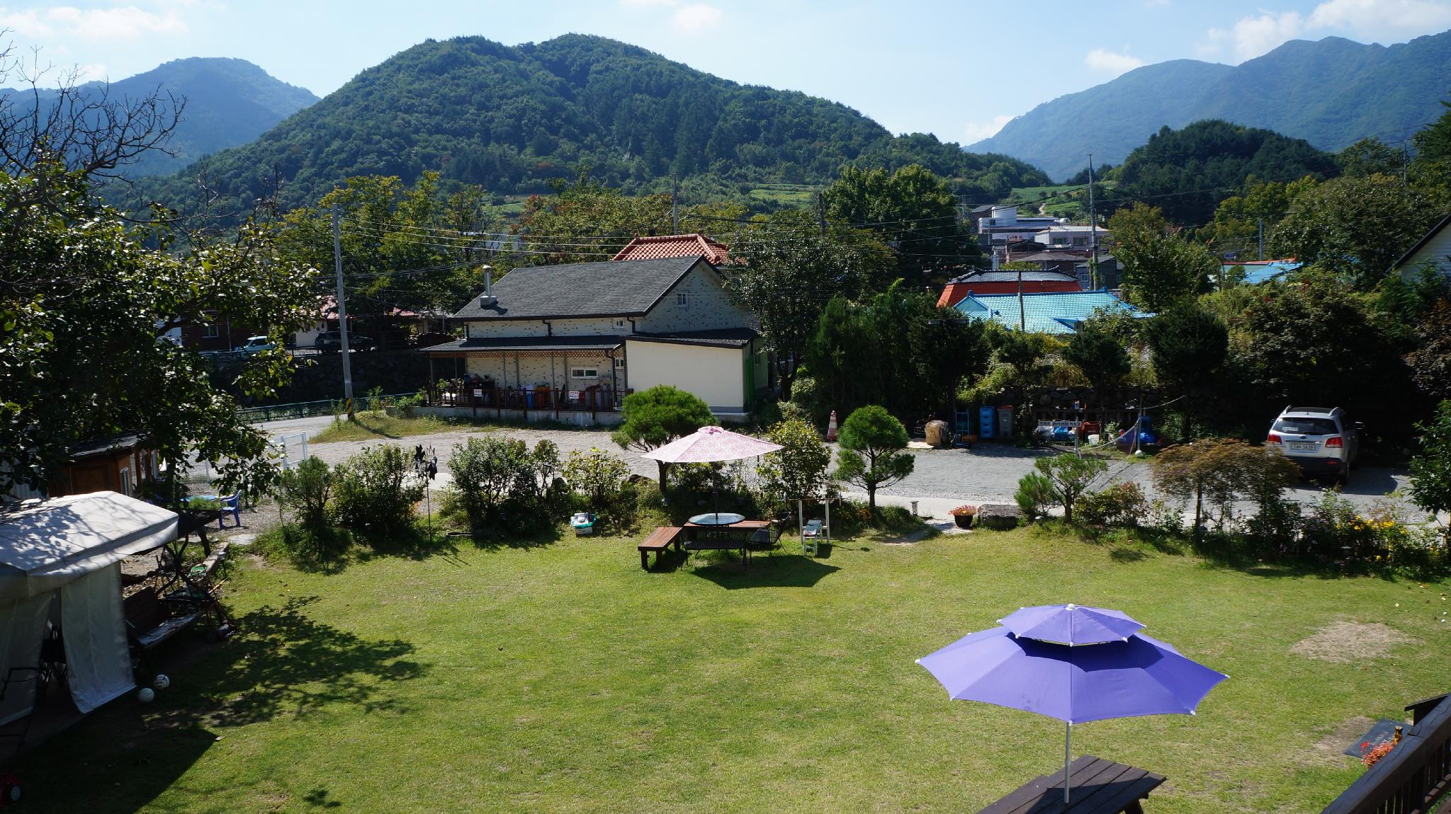 무주 설국 펜션 (Muju Seolguk Pension (Korea Quality))