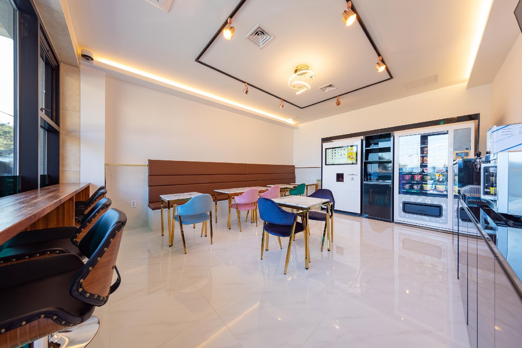 투데이 경포 오션뷰 펜션 (Today Gyeongpo Oceanview Pension)