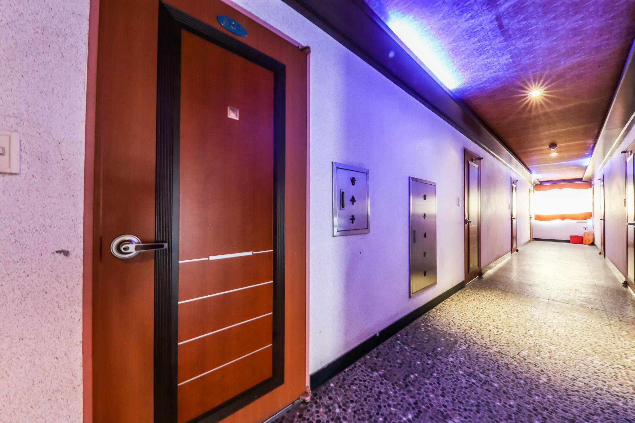 천안 화이트캐슬 (Cheonan White Castle)