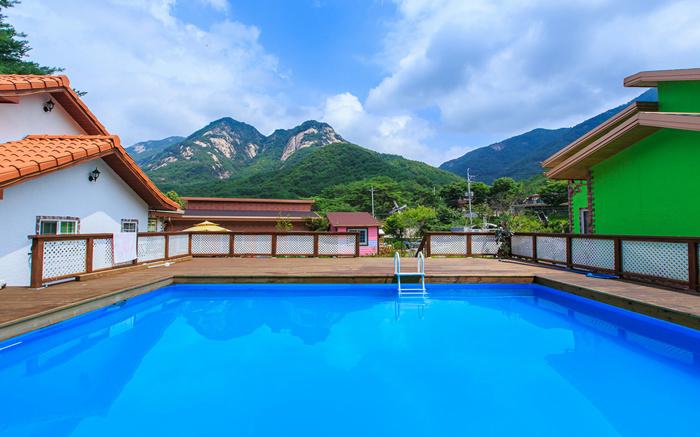 포천 호수와소나무스파펜션 (Fortune Lake and Pine Pension)