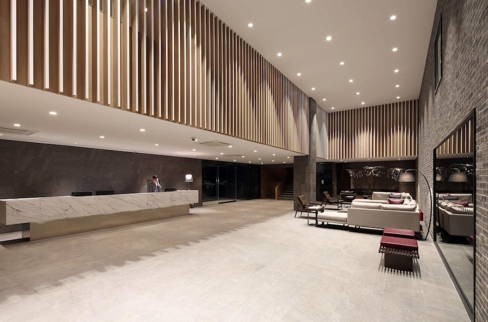 Dukgu Oncheon Hotel