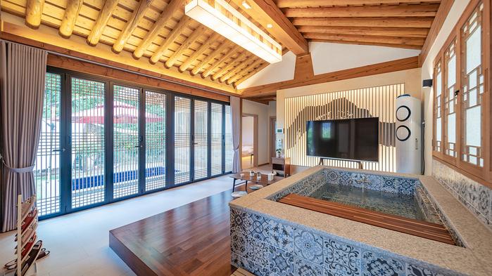 Gyeongbokgung Hanok Stay