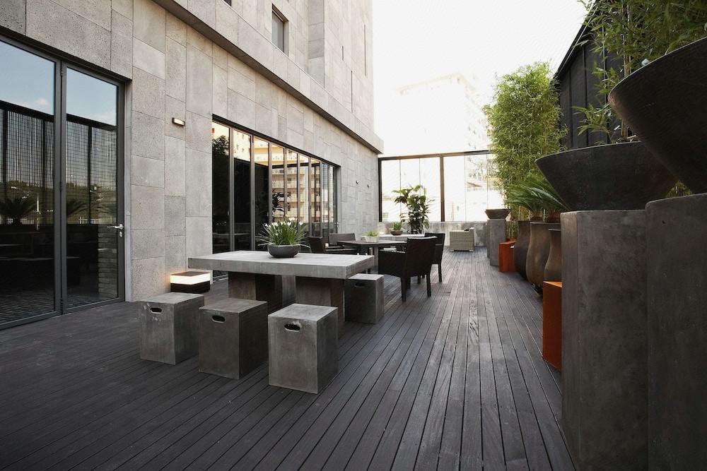 리디자인 호텔 (Leedesign Hotel)