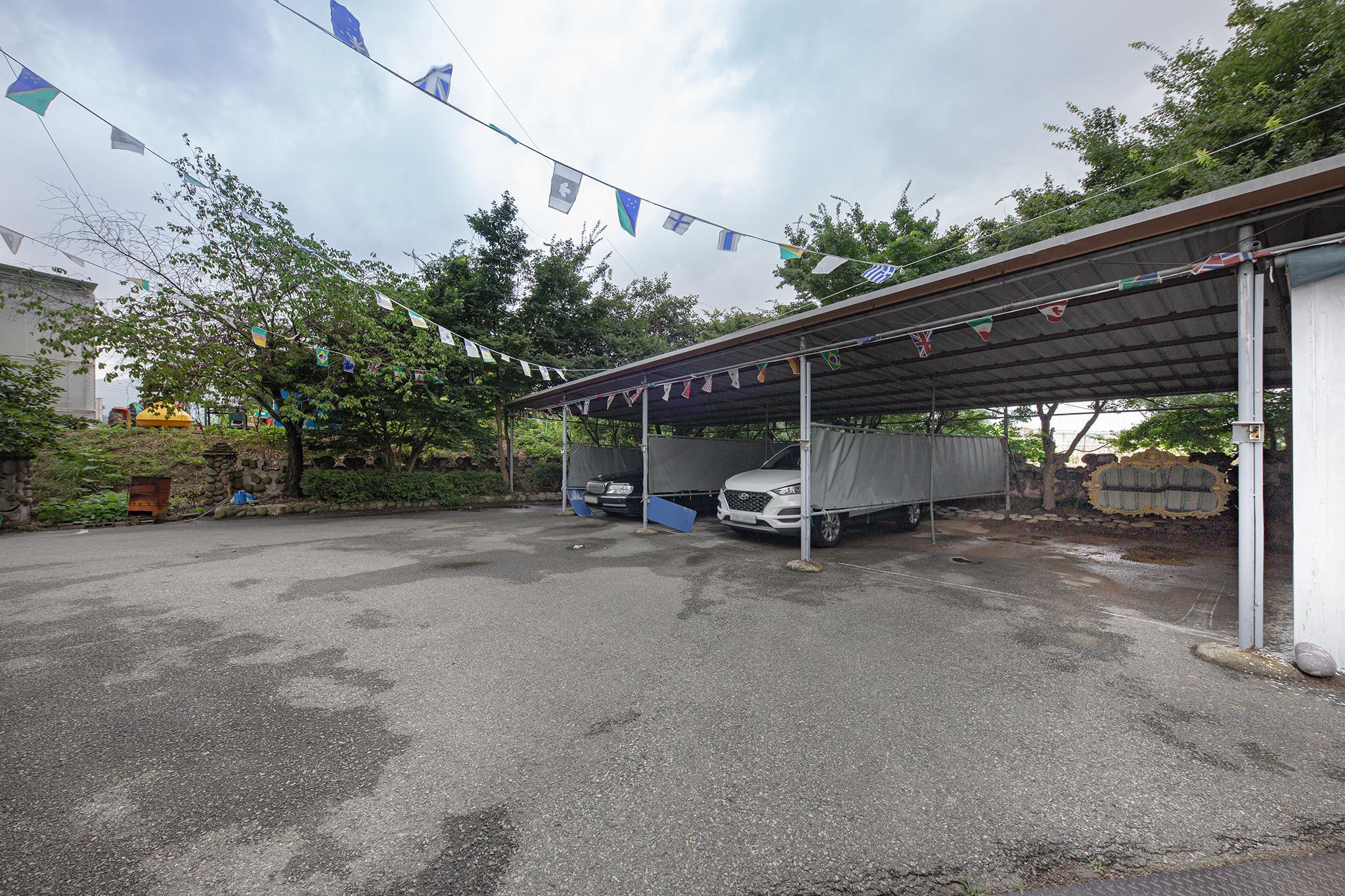 예산 신원파크텔 (Yesan Shinwon Parktel)