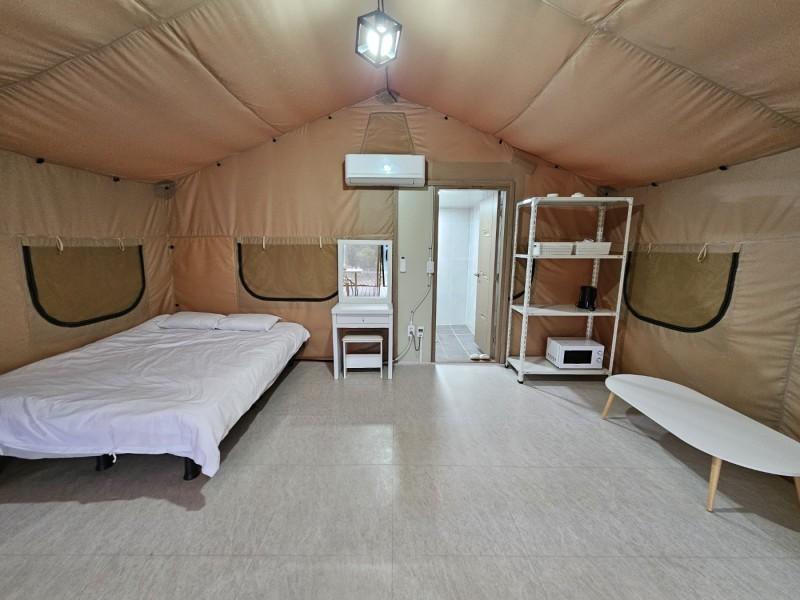 장흥 땡땡이글램핑 (Jangheung Taengdaengi Glamping)