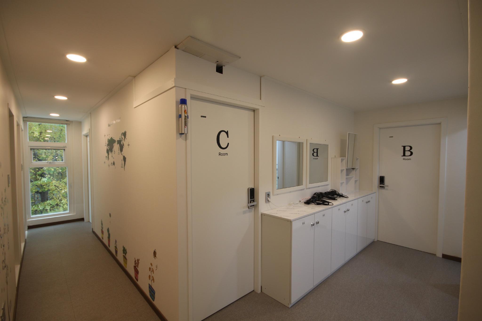 미스 홍대 게스트하우스 (여성 전용) (Miss Hongdae Guesthouse (Female Only))
