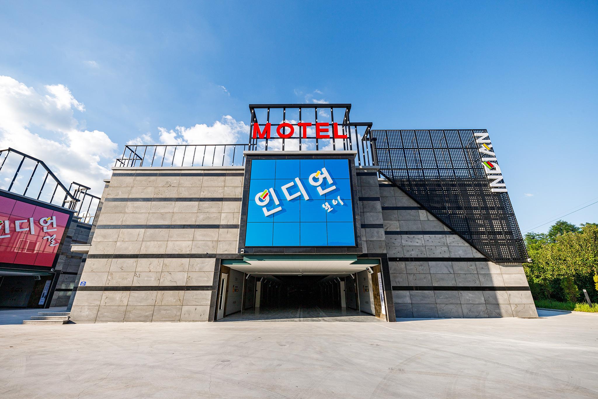 김천 인디언보이 무인텔 (Gimcheon Indian Boy Self Check-in Hotel)