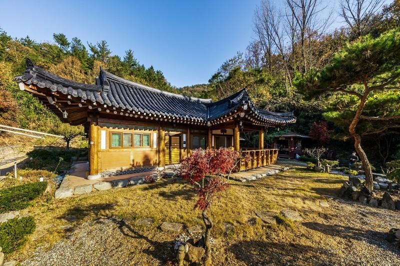 나주 누마루한옥펜션 (Naju Numaru Hanok Pension)