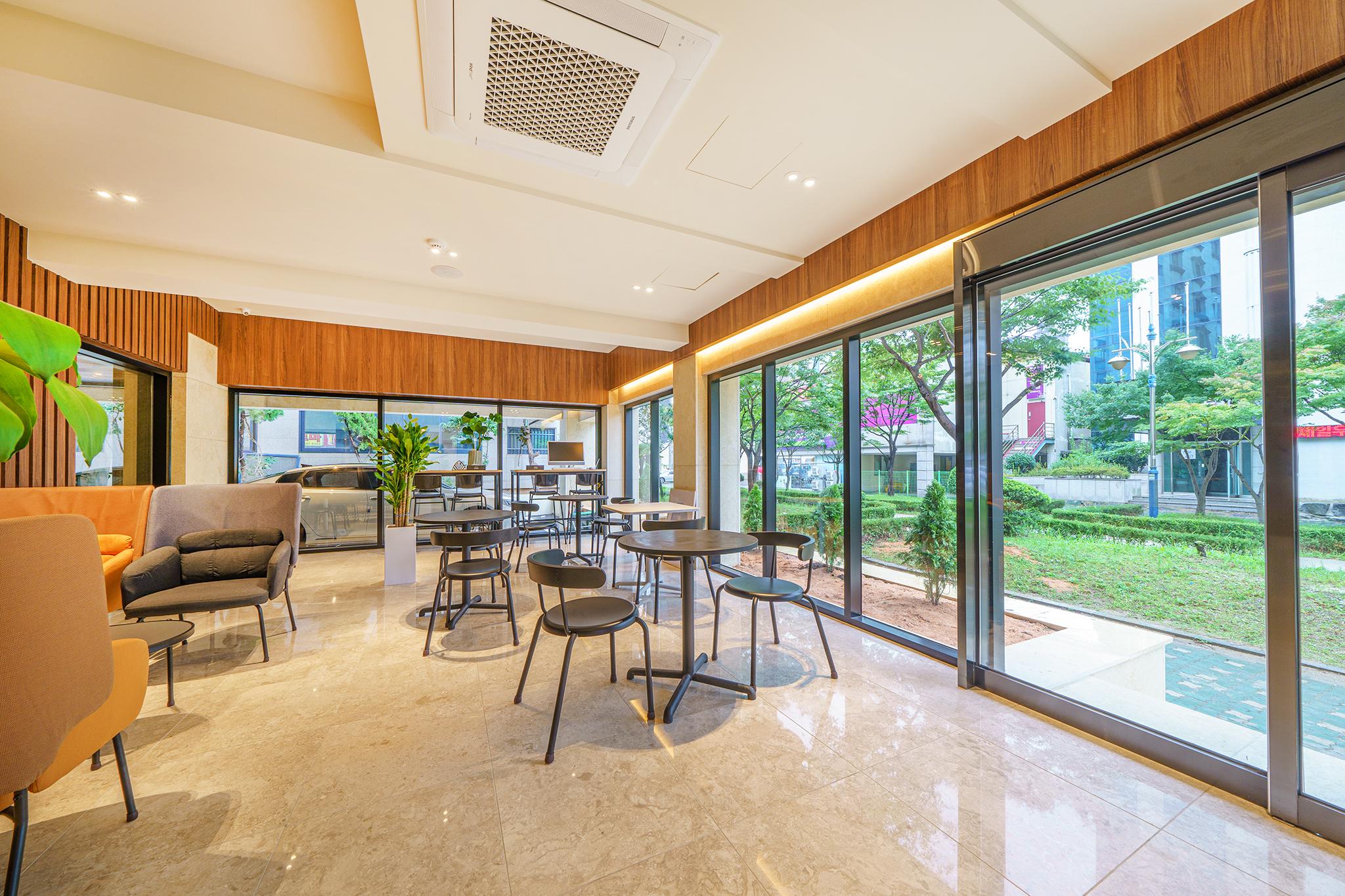 호텔 야자 목포 평화광장점 (Mokpo Peace Plaza Brach  Hotel Yaja)