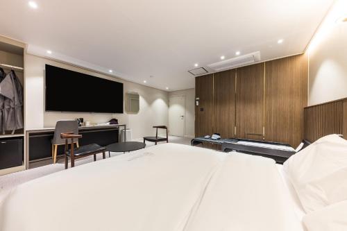 호텔 리움 (Hotel Lium)