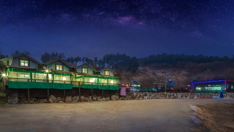가평 테라스엔별이스파펜션 (Gapyeong Terrace & Star Pension)
