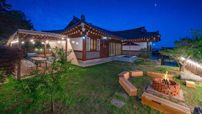 Gyeongbokgung Hanok Stay