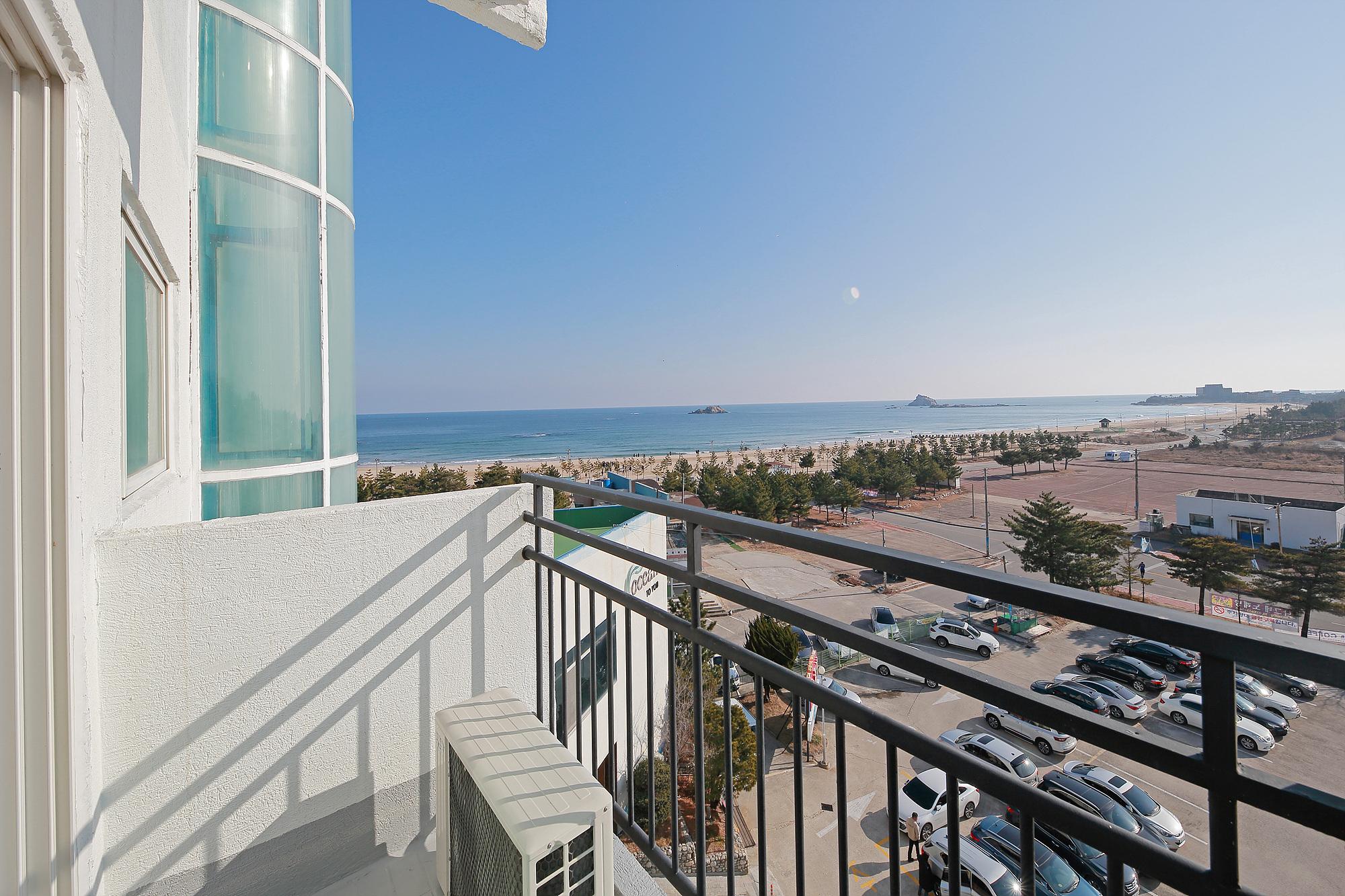 오션투유 리조트 속초 설악 비치 호텔 앤 콘도 (Ocean to You Resort Sokcho Seorak Beach Hotel and Condo)