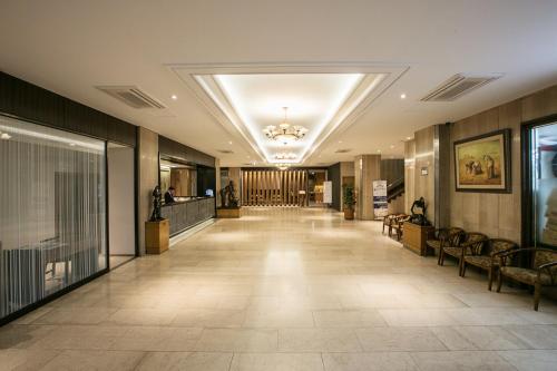 부산 관광 호텔 (Busan Tourist Hotel)