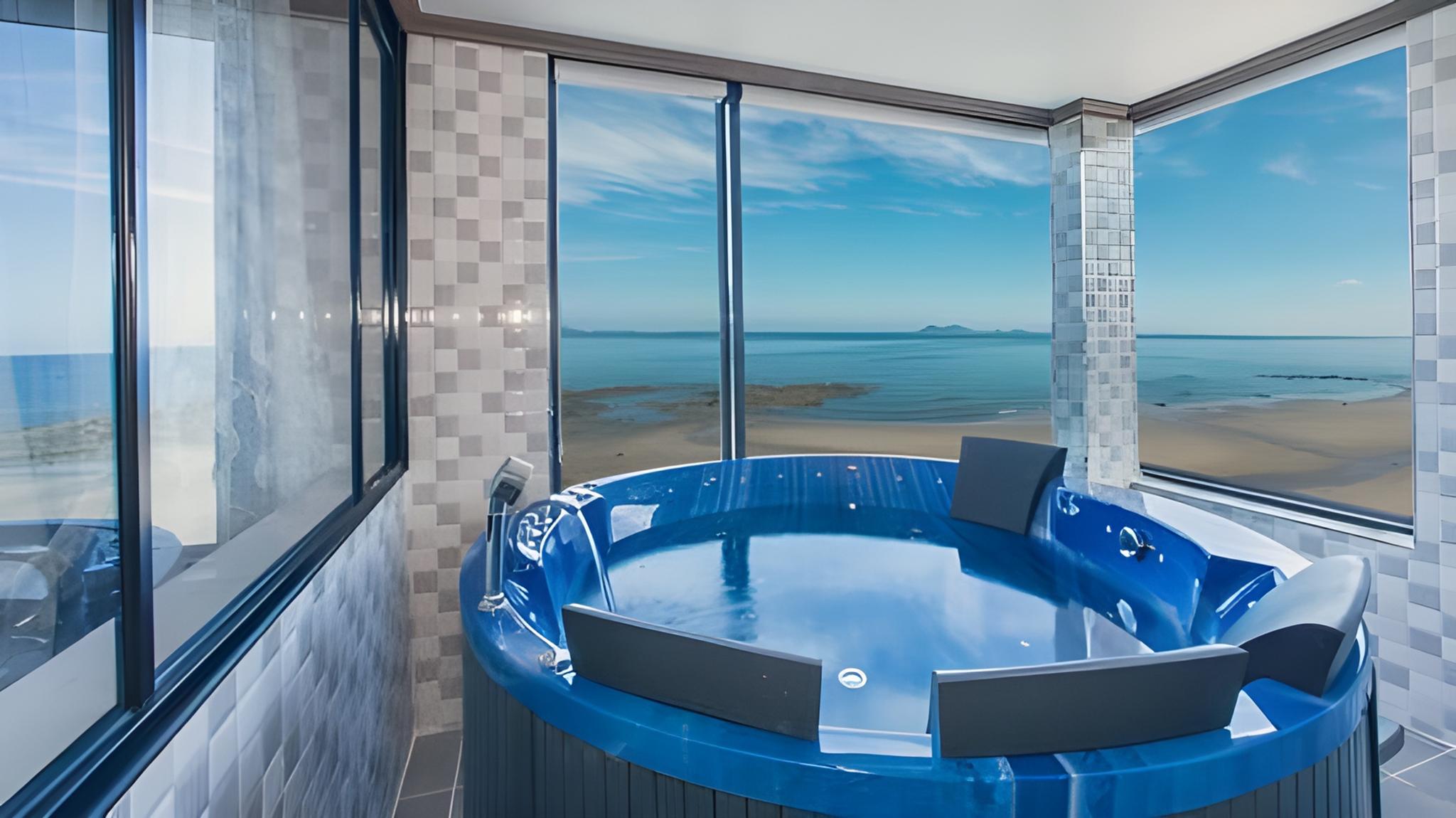 변산 로하스 스파 펜션 (Byeonsan Lohas Spa Pension)