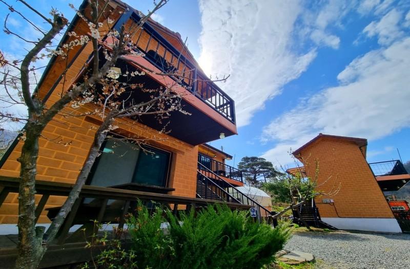 단양 소선암황토마을펜션 (Danyang Sosunam Hwangto Mauel Pension)