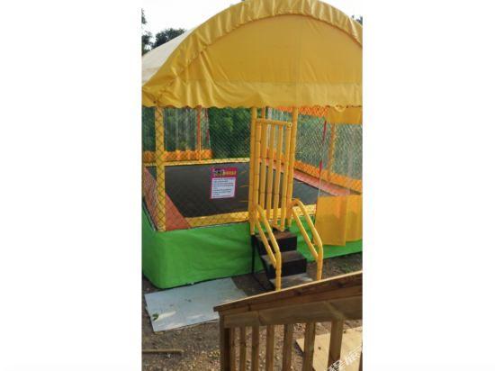 Daebudo Camping Castle Glamping Pension