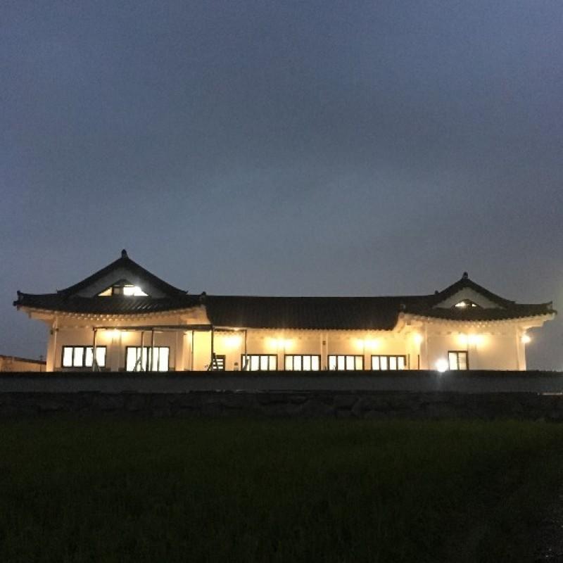경주 포석정펜션 (Gyeongju Poseokjeong Pension)