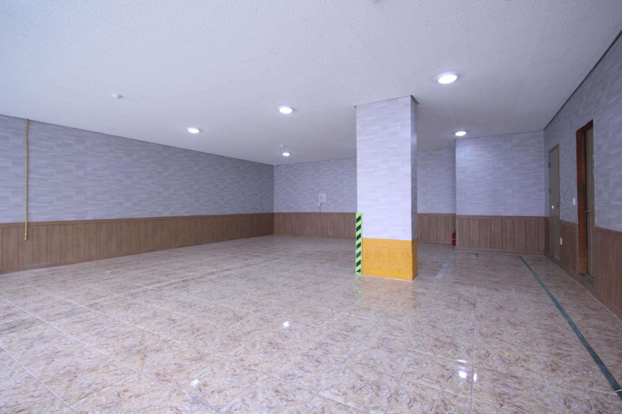 구미 인동 호텔 콤마 (Gumi Indong Hotel Comma)