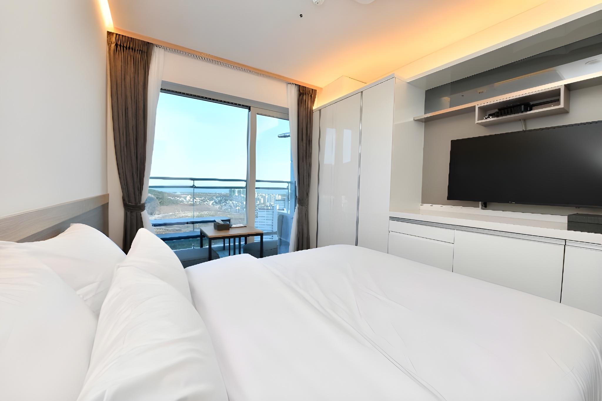 스카이탑 호텔 인천공항점 (Skytop Hotel Incheon Airport)