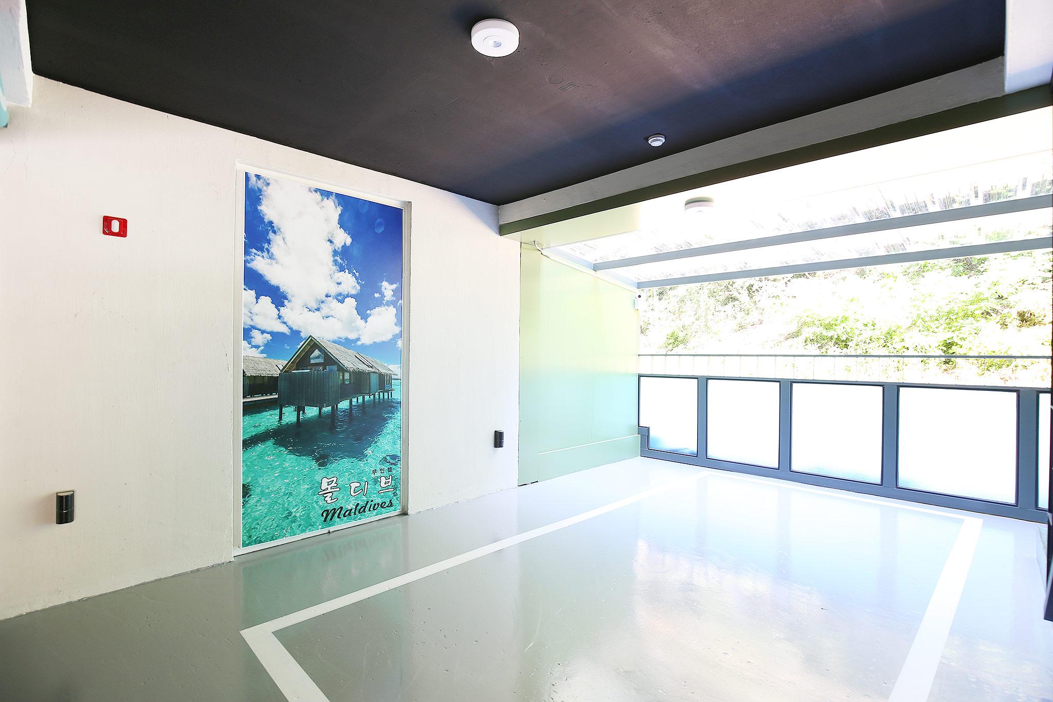 음성 몰디브 무인텔 (Eumseong Maldives Self Check-in hotel)